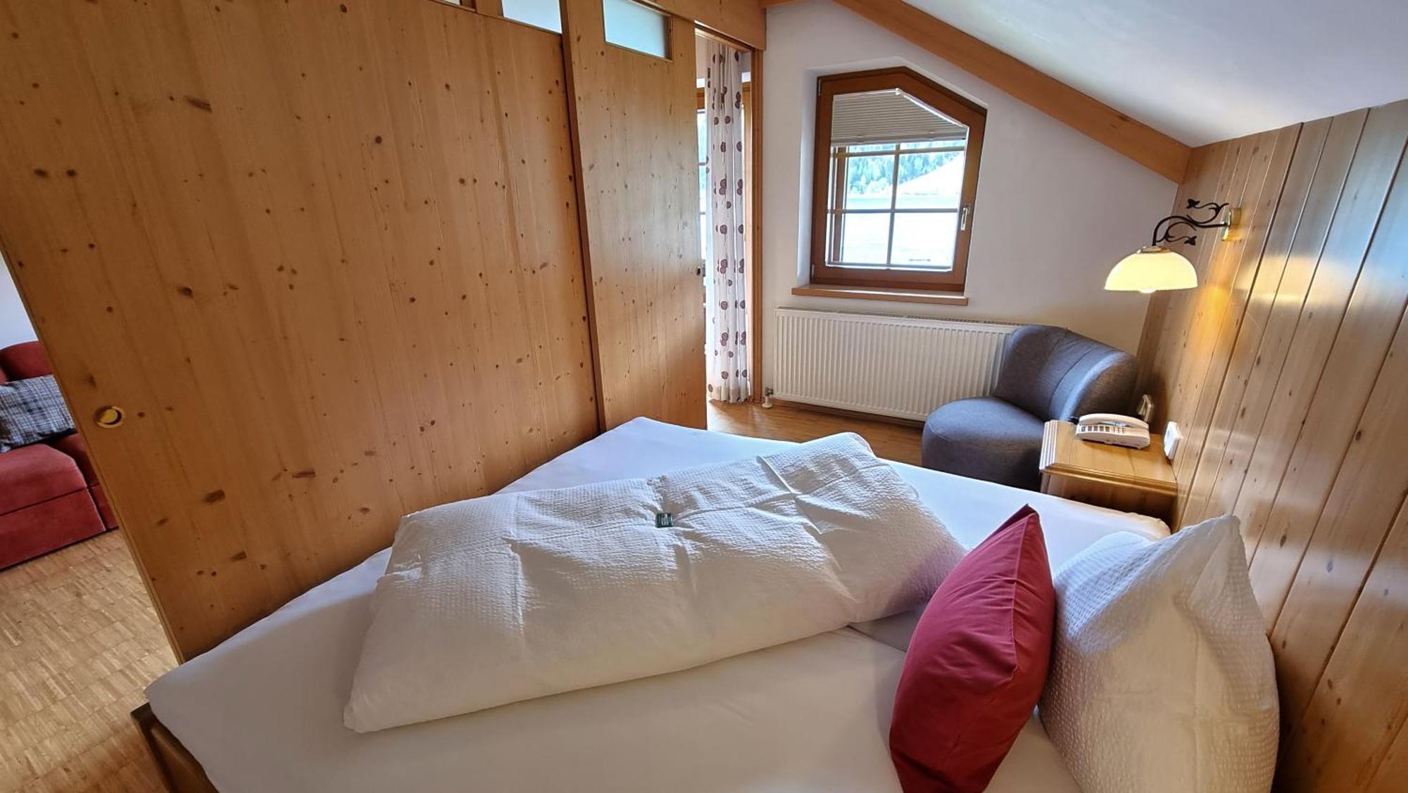 Ferienhof Obergasser Und Bergblick Weissensee Habitación foto